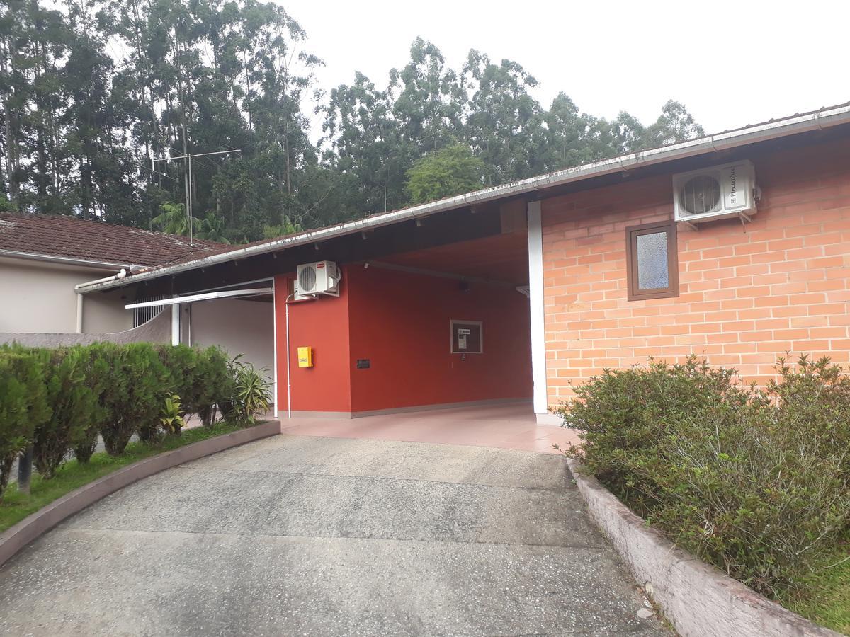 Motel Casa Branca Blumenau Exterior photo